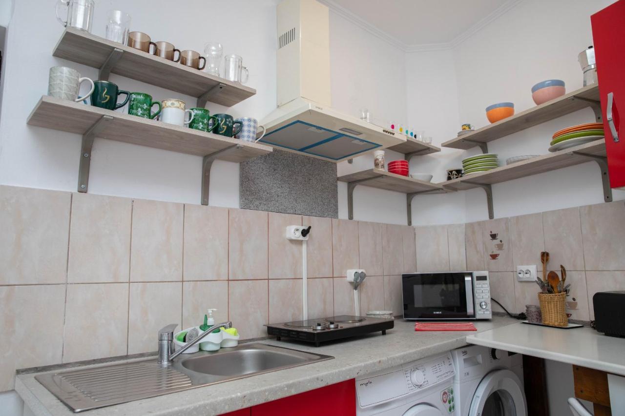 Cosy Apartment In City Centre Орадя Екстер'єр фото